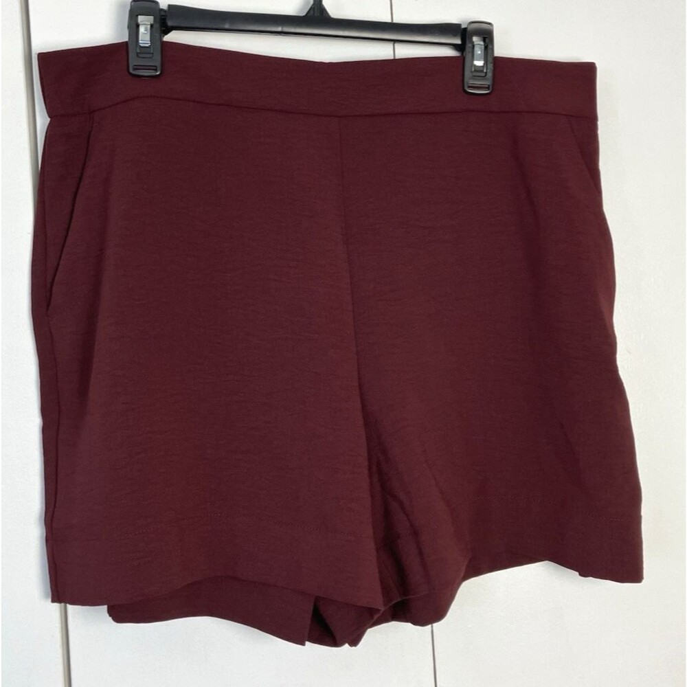 Nine West Elegant High Rise Plum Color Shorts XL NWT